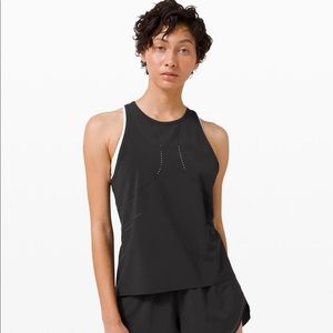 Lululemon Find Your Pace Tank sz 6 in black